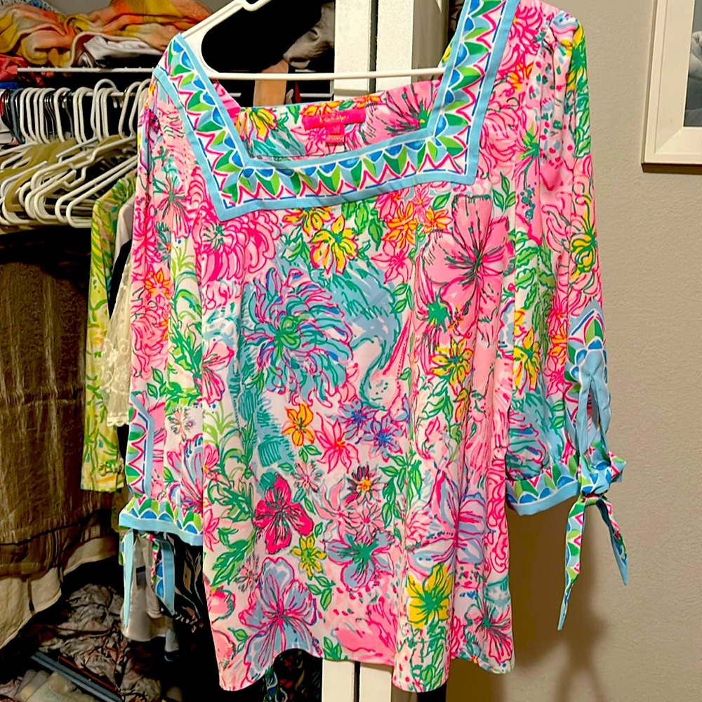 LILLY PULITZER TOP WITH TIE ARMS